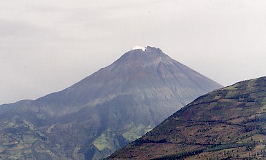 Tunguragua volcano