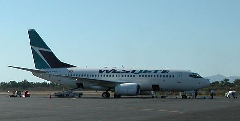 Boeing 737-700 in  Puerta Vallarta, Mexico